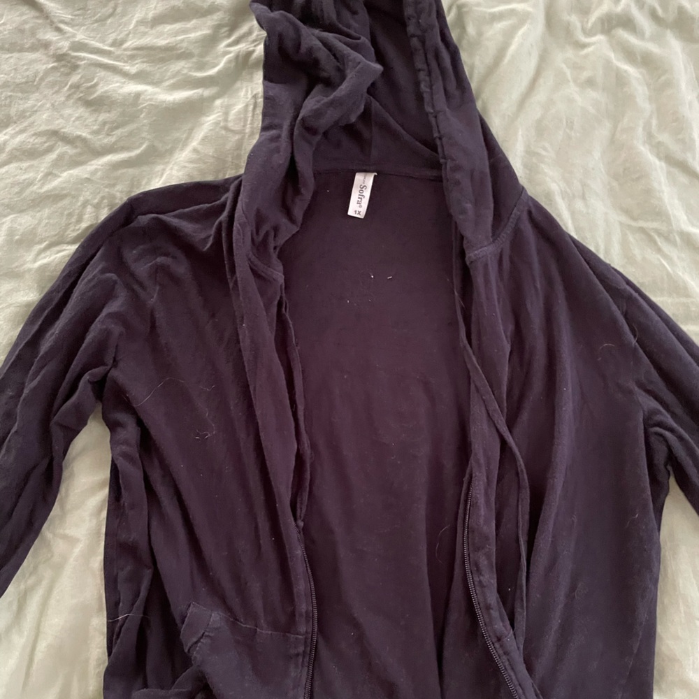 black zip up jacket